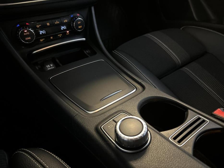 MERCEDES-BENZ CLA 2018