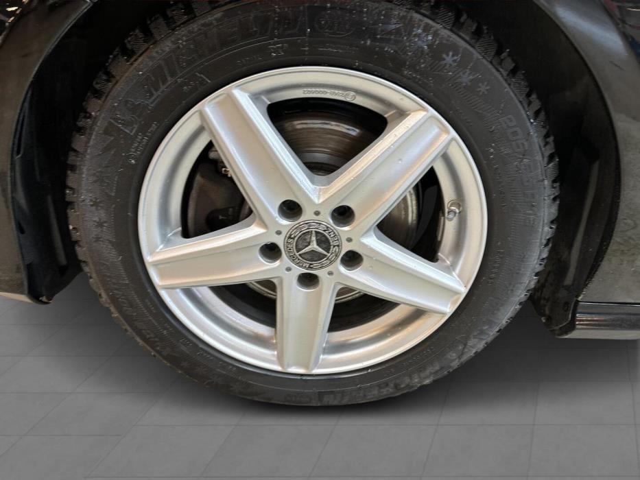 MERCEDES-BENZ CLA 2018