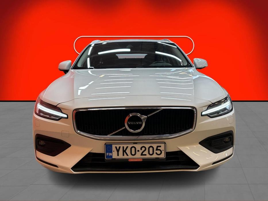 VOLVO V60 2020