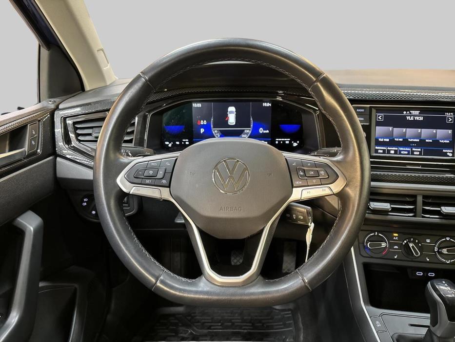 VOLKSWAGEN Polo 2022