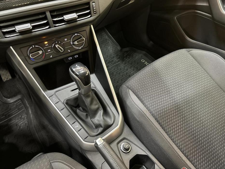 VOLKSWAGEN Polo 2022