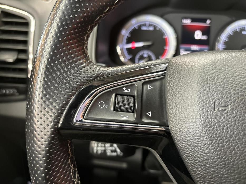 SKODA Karoq 2019