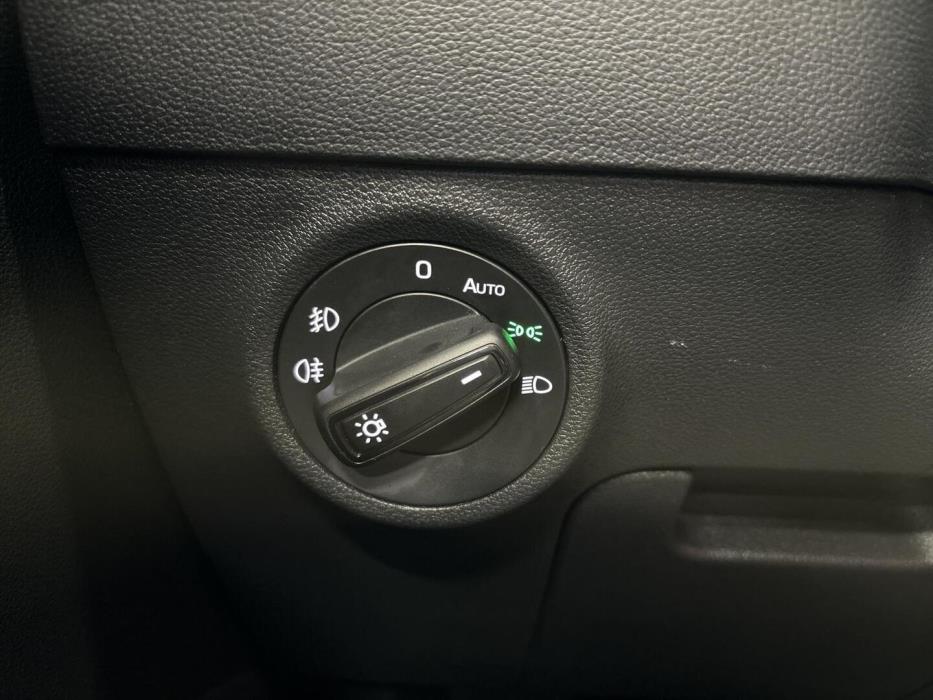 SKODA Karoq 2019