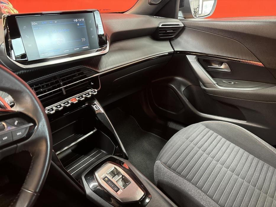 PEUGEOT 2008 2023