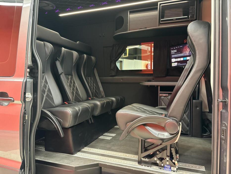 VOLKSWAGEN Crafter 2023