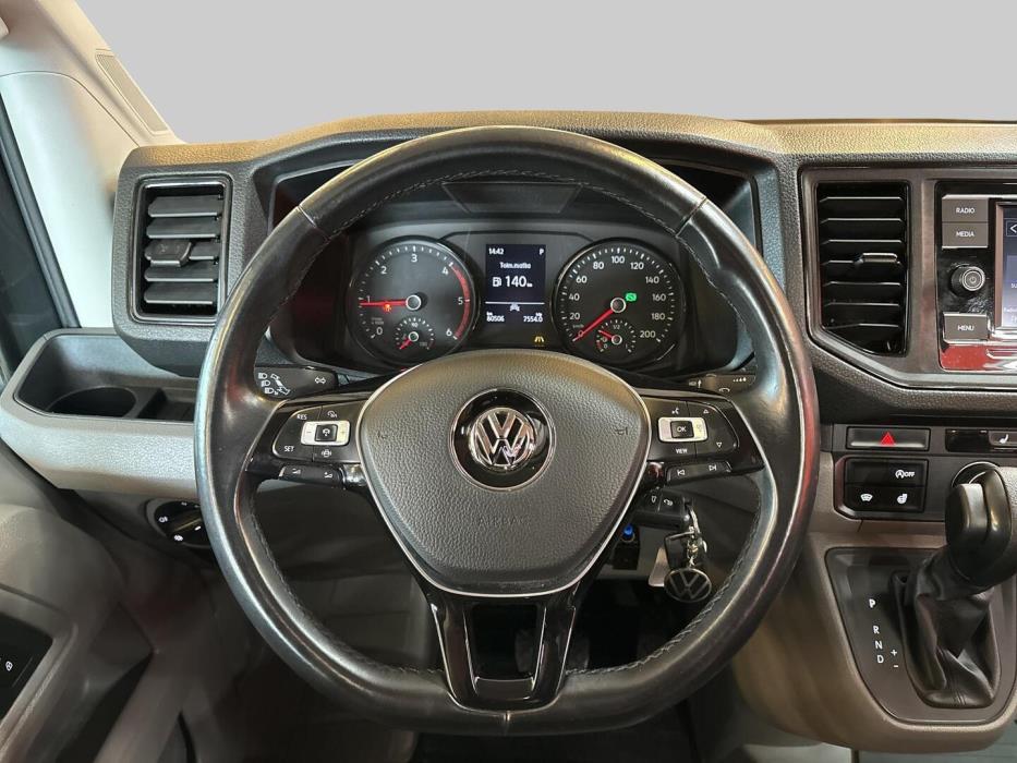 VOLKSWAGEN Crafter 2023