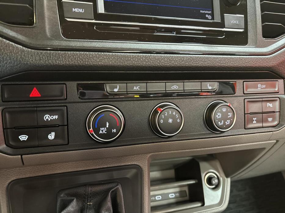 VOLKSWAGEN Crafter 2023