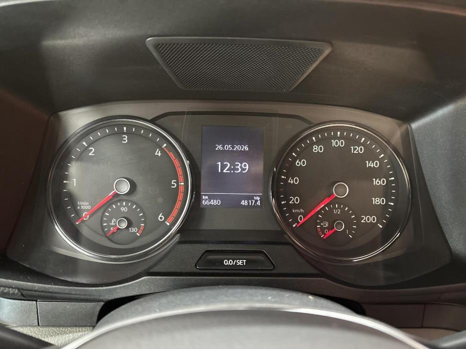 VOLKSWAGEN Crafter 2023