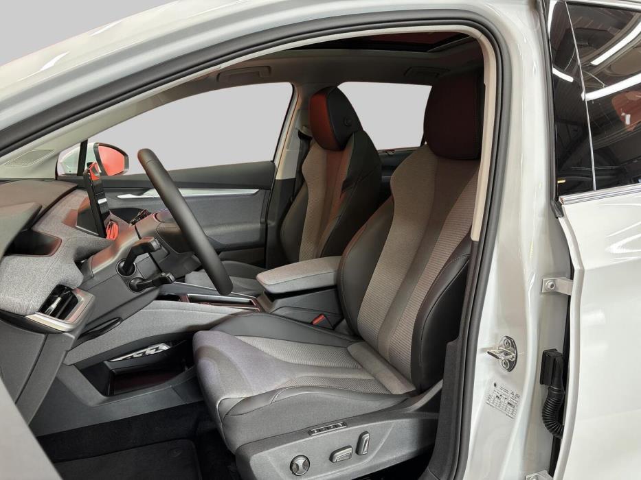 SKODA Enyaq 2026