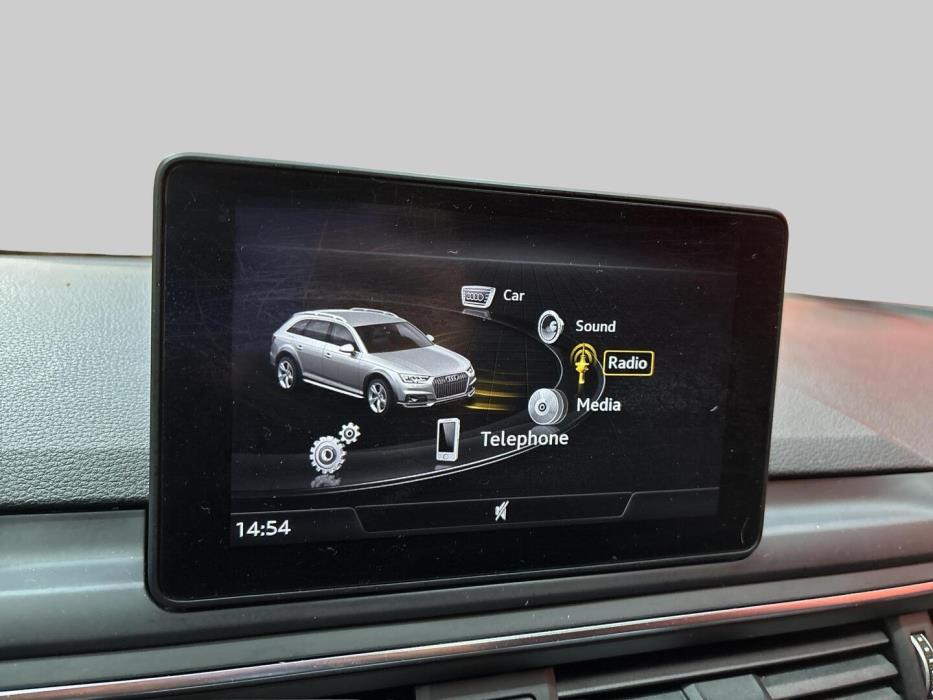 AUDI A4 allroad quattro 2016