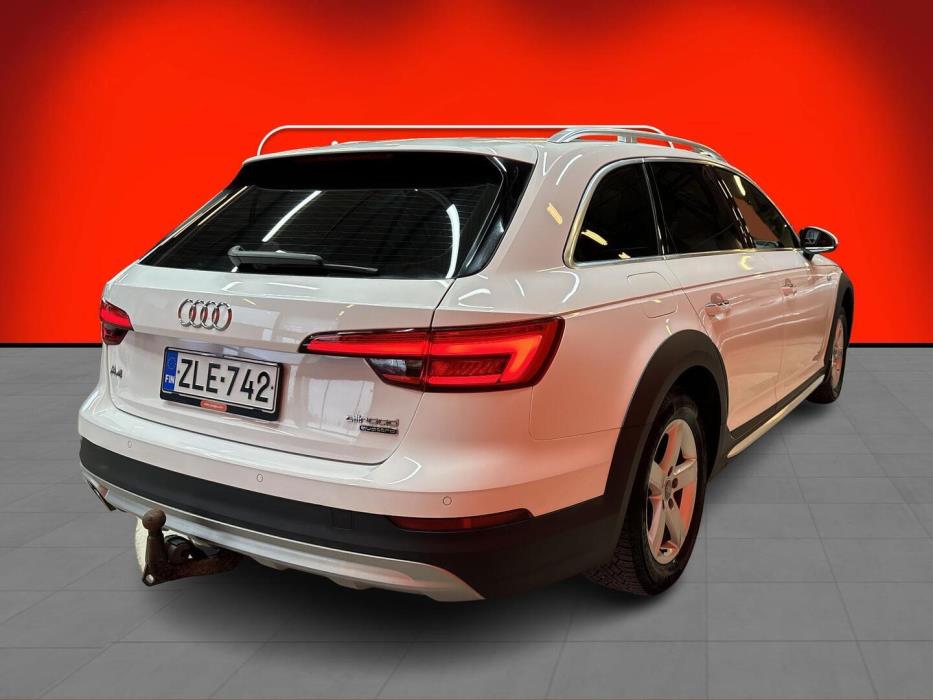 AUDI A4 allroad quattro 2016