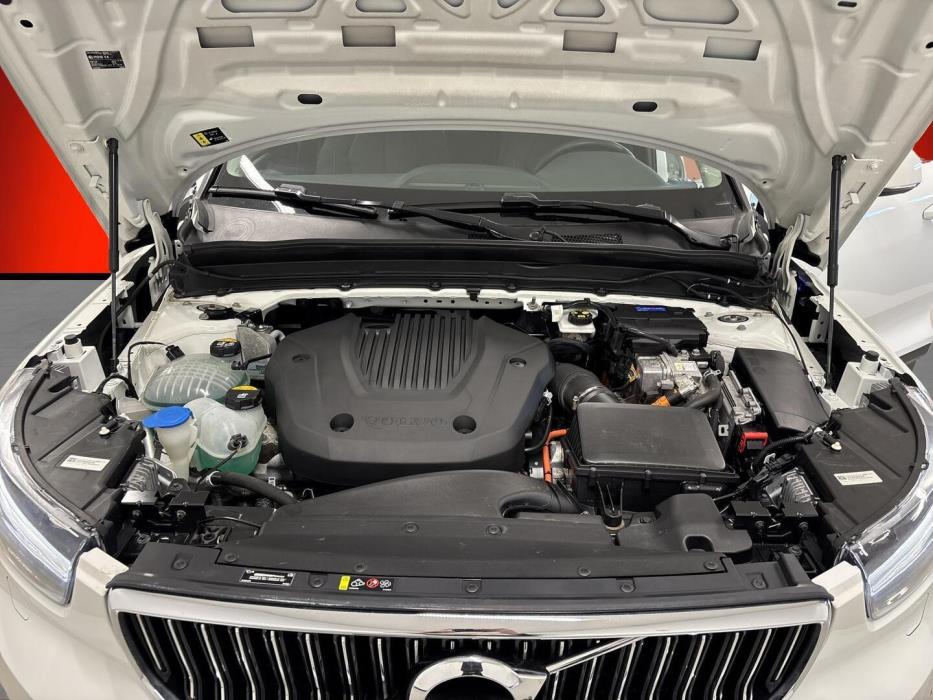 VOLVO XC40 2022