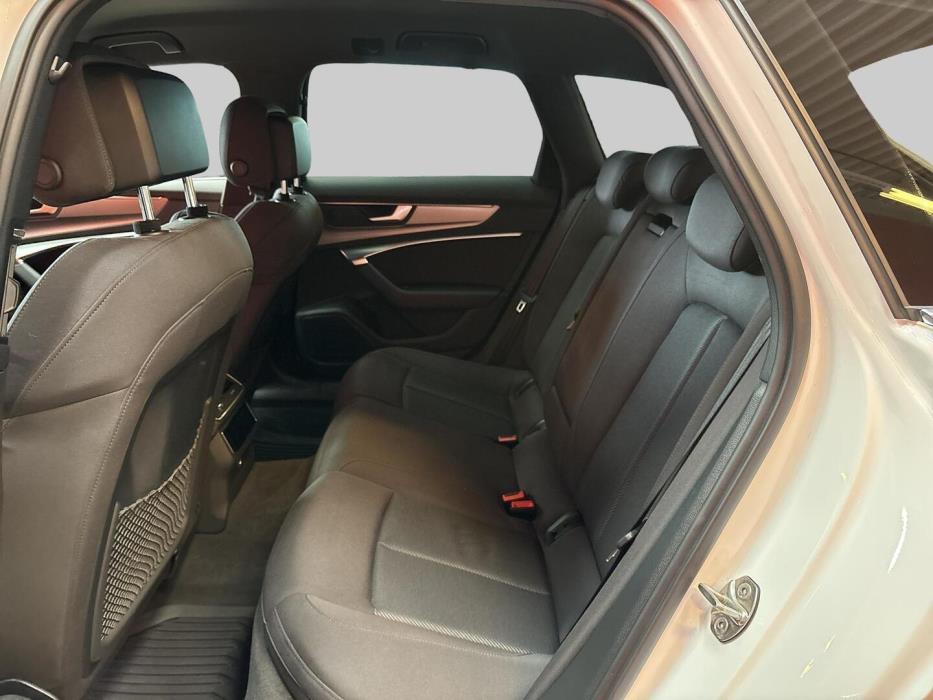 AUDI A6 2021