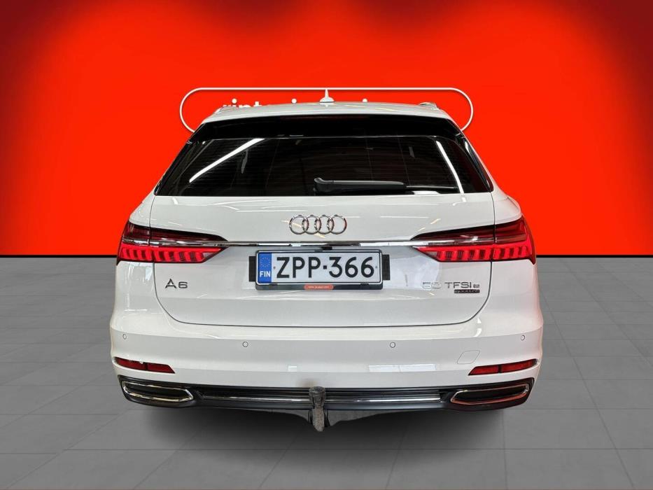 AUDI A6 2021