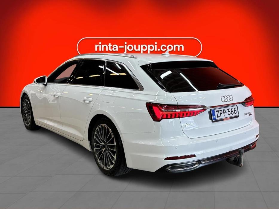AUDI A6 2021