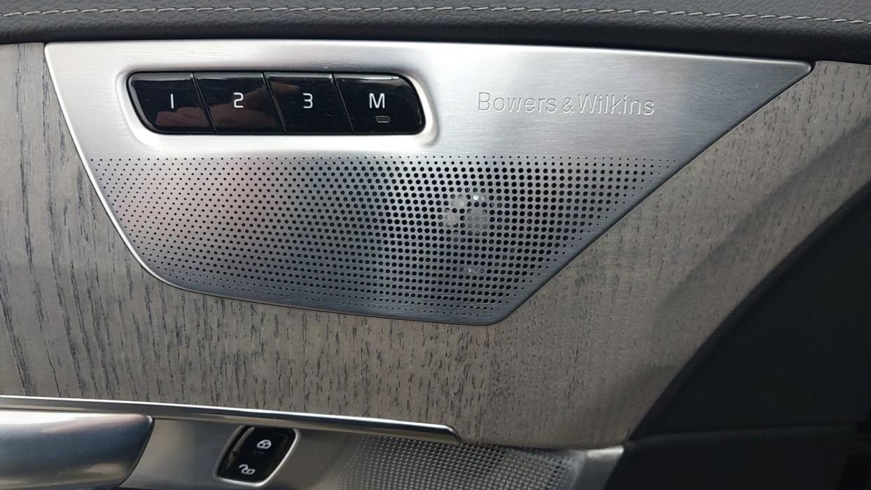 VOLVO XC90 2022