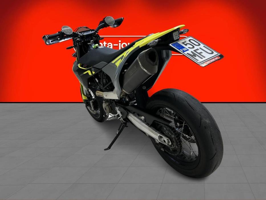 HUSQVARNA 701 2024