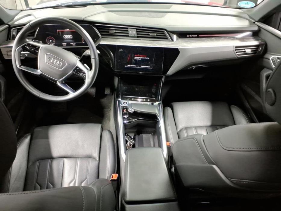 AUDI E-TRON 2022