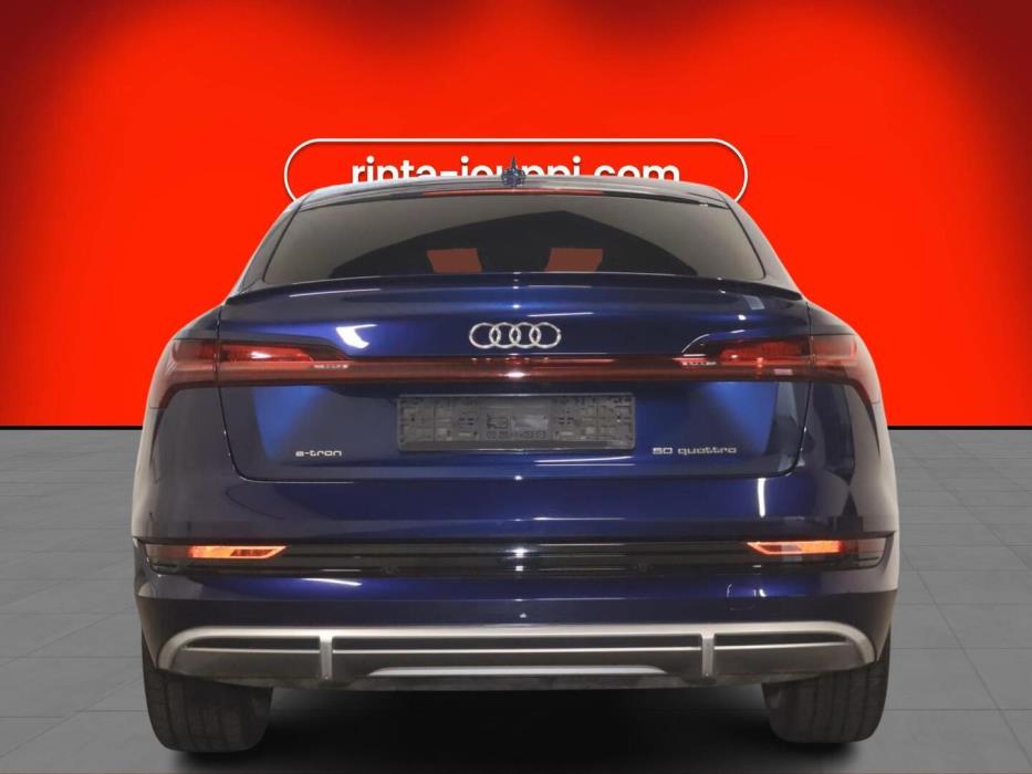 AUDI e-tron 2020