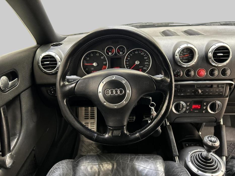 AUDI TT 2000