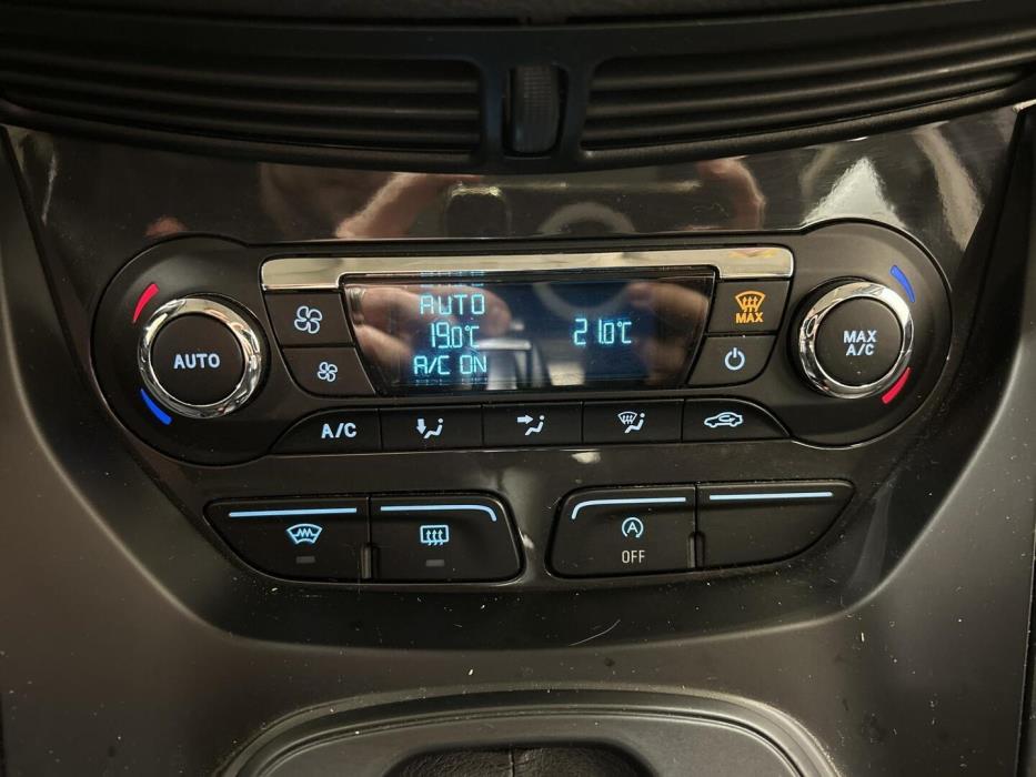 FORD Kuga 2015