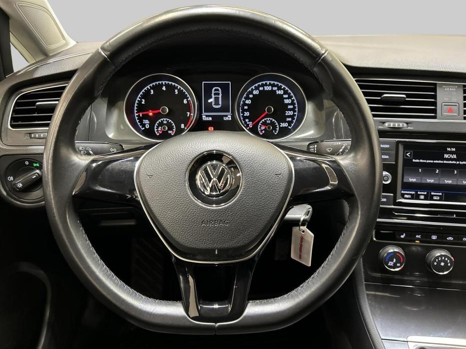 VOLKSWAGEN Golf 2017