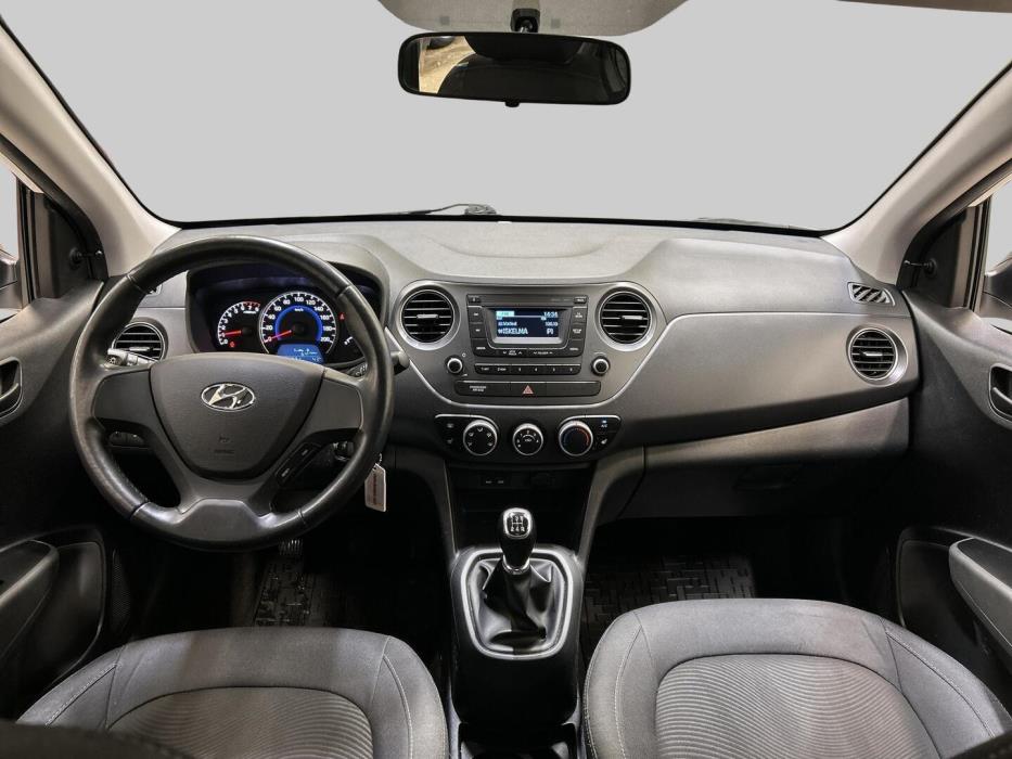HYUNDAI i10 2018