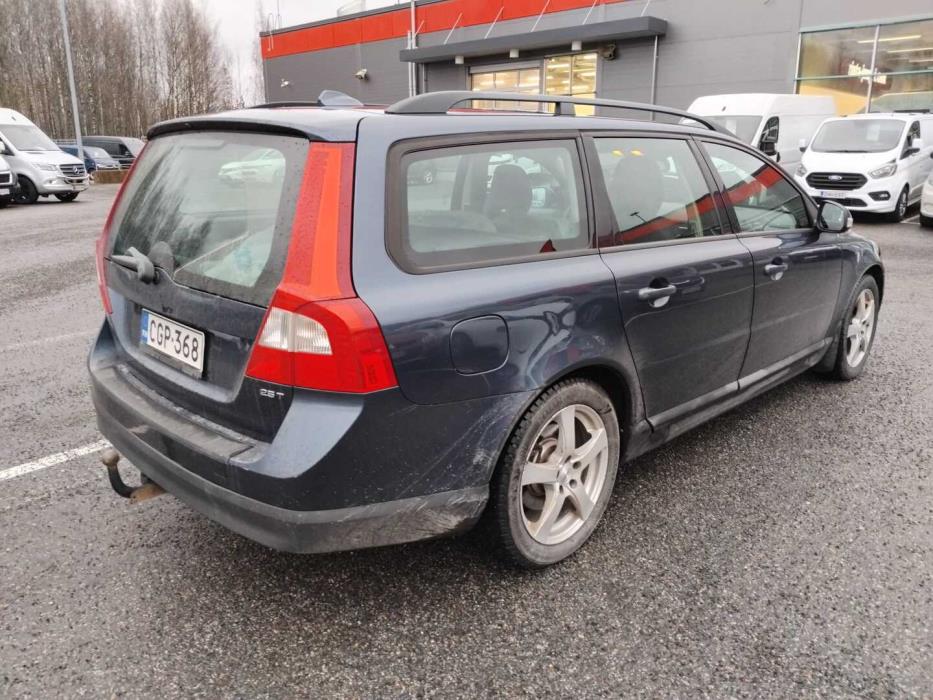 VOLVO V70 2008