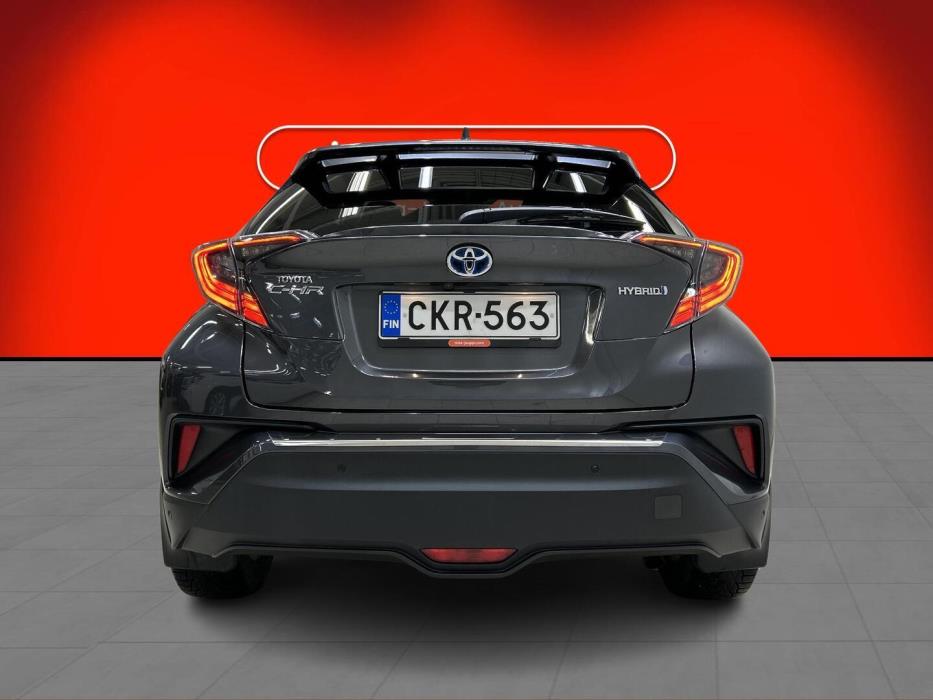 TOYOTA C-HR 2017