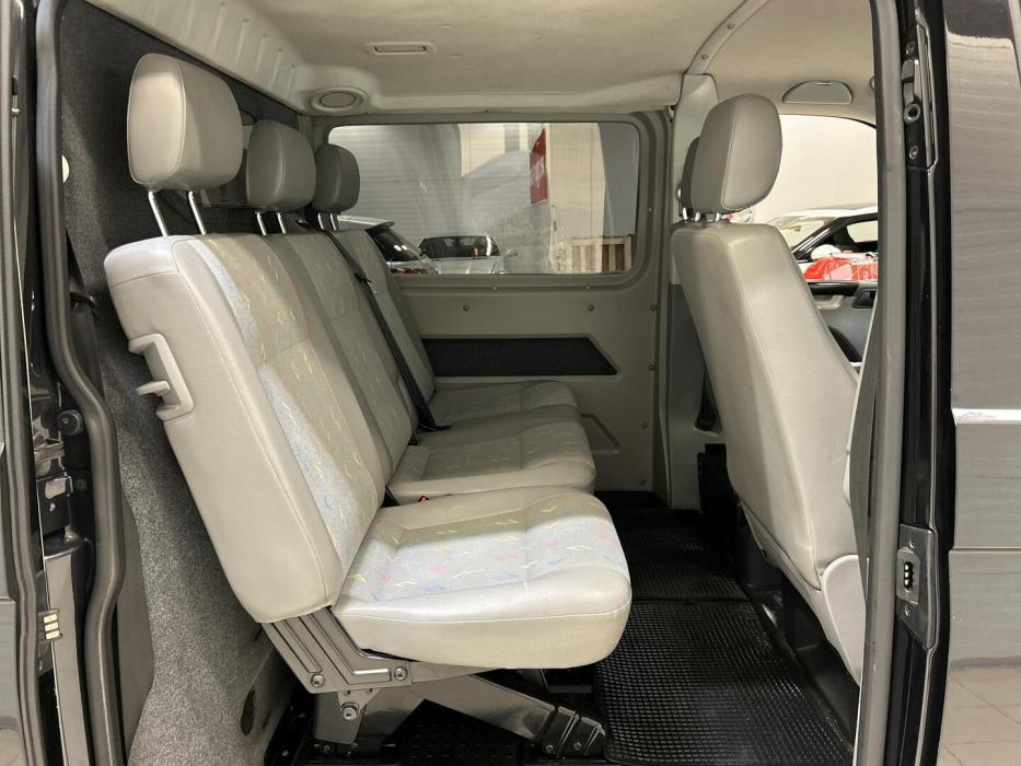 VOLKSWAGEN Transporter 2009