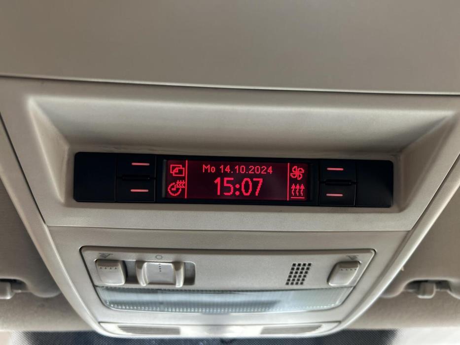 VOLKSWAGEN Transporter 2009