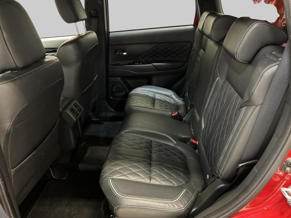 MITSUBISHI Outlander PHEV 2019