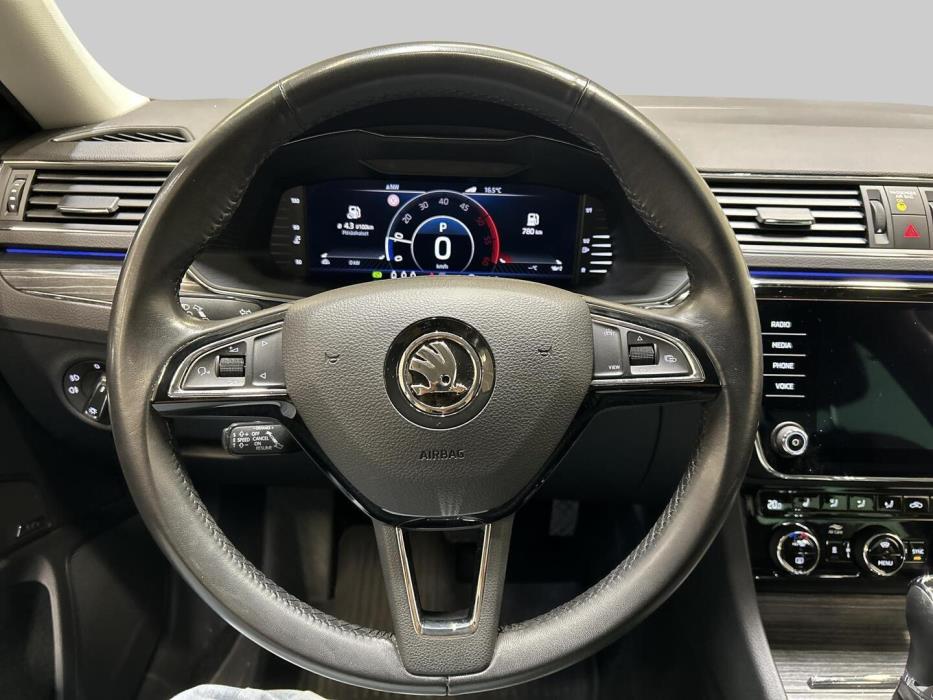 SKODA Superb 2021