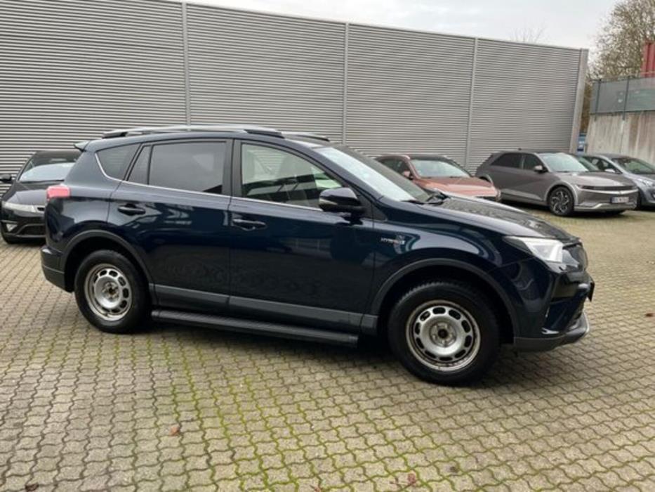 TOYOTA RAV4 2017