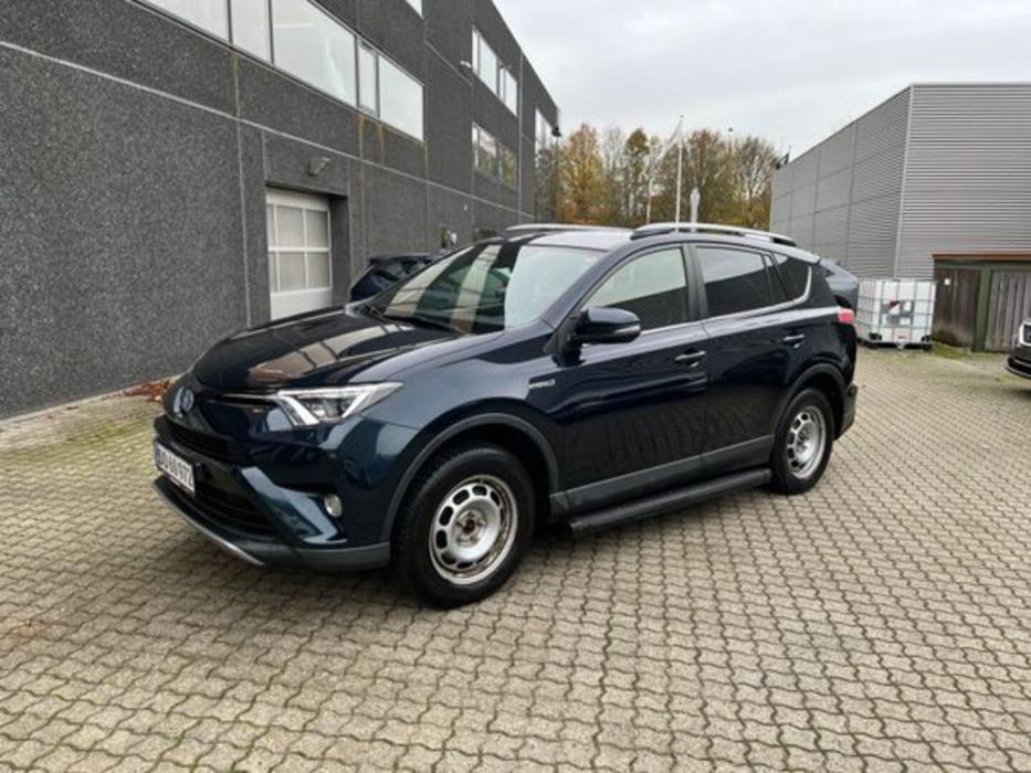 TOYOTA RAV4 2017