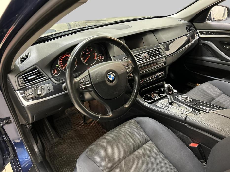 BMW 520 2012