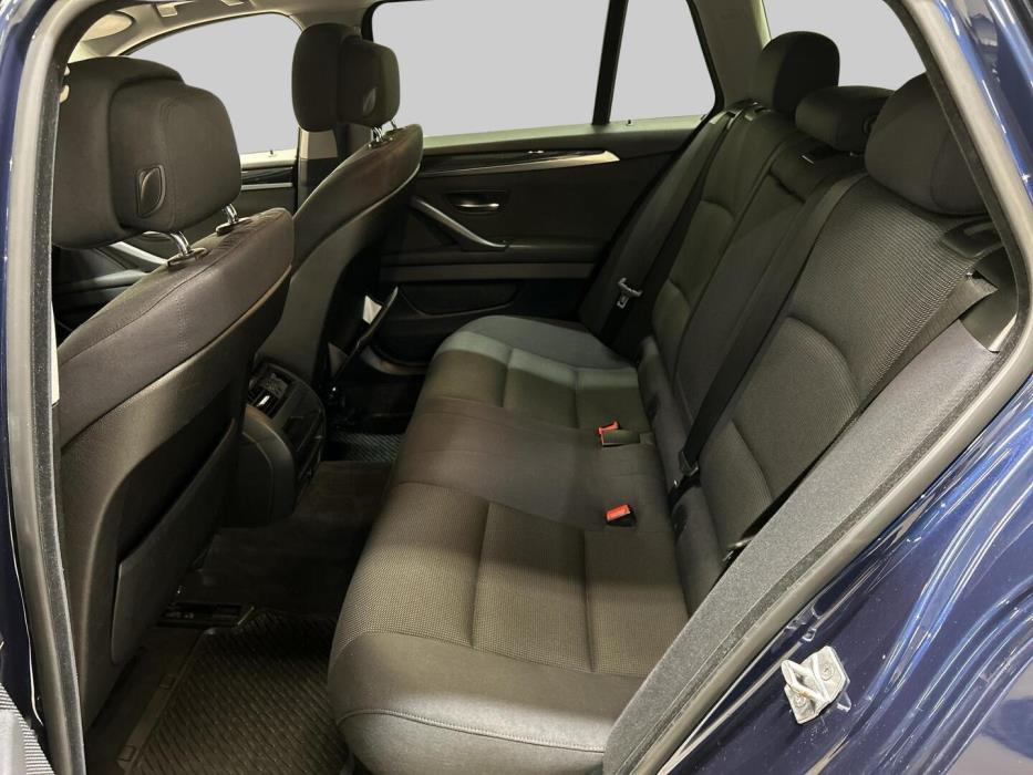 BMW 520 2012