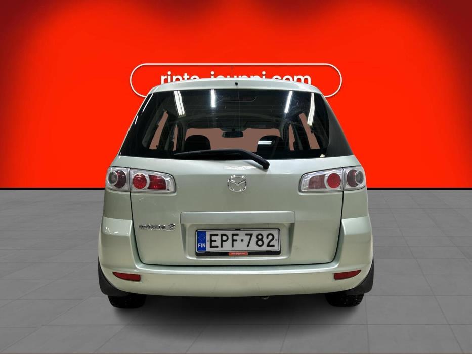 MAZDA 2 2006