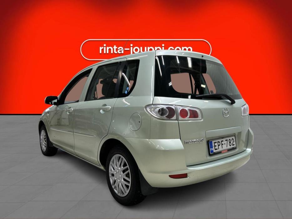 MAZDA 2 2006