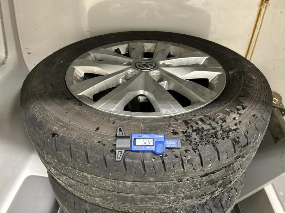 VOLKSWAGEN Transporter 2010