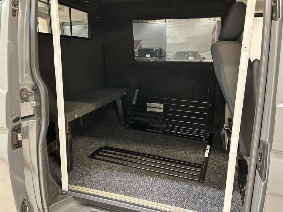 VOLKSWAGEN Transporter 2010