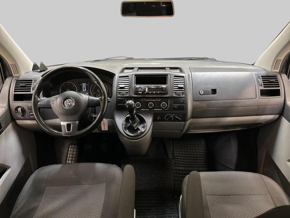 VOLKSWAGEN Transporter 2010