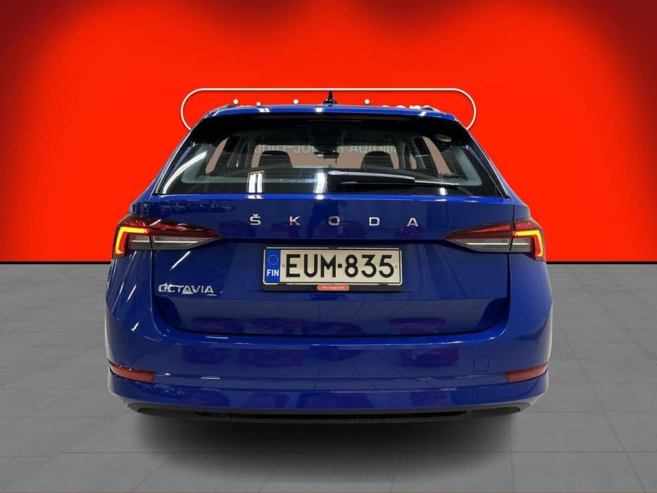 SKODA Octavia 2023