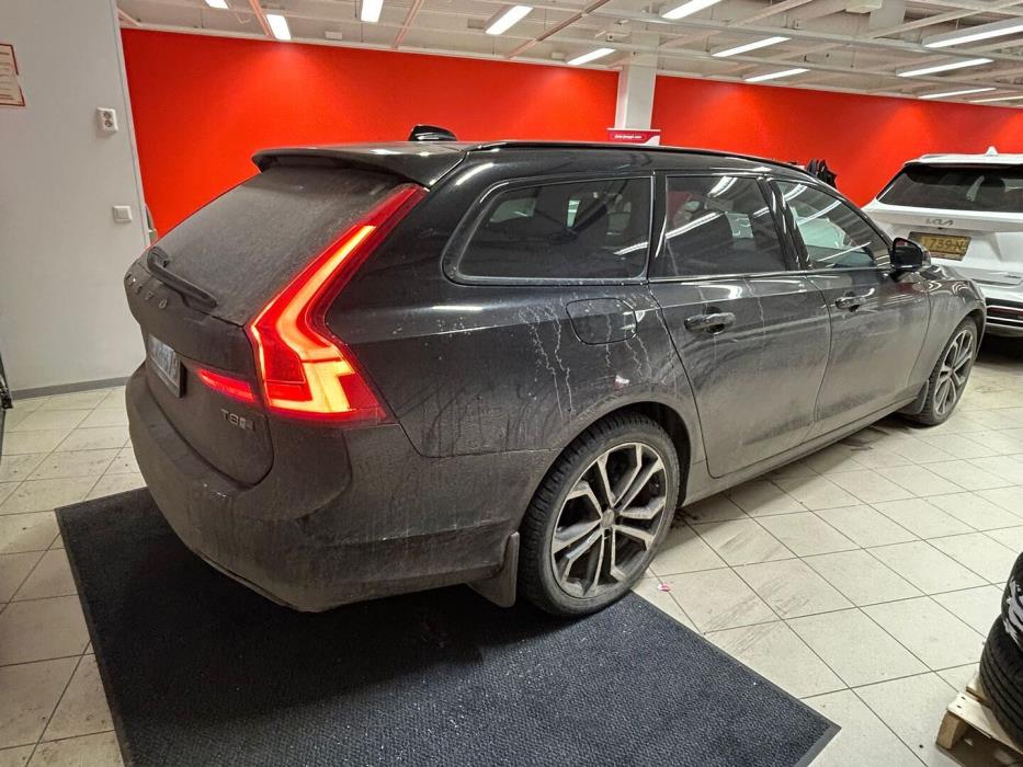 VOLVO V90 2020