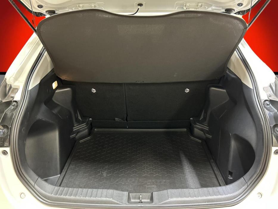 TOYOTA YARIS CROSS 2024