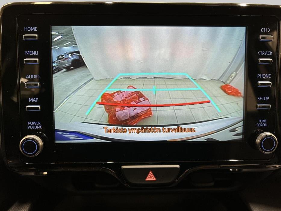 TOYOTA YARIS CROSS 2024