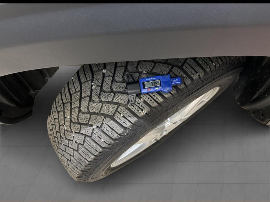 TOYOTA YARIS CROSS 2024