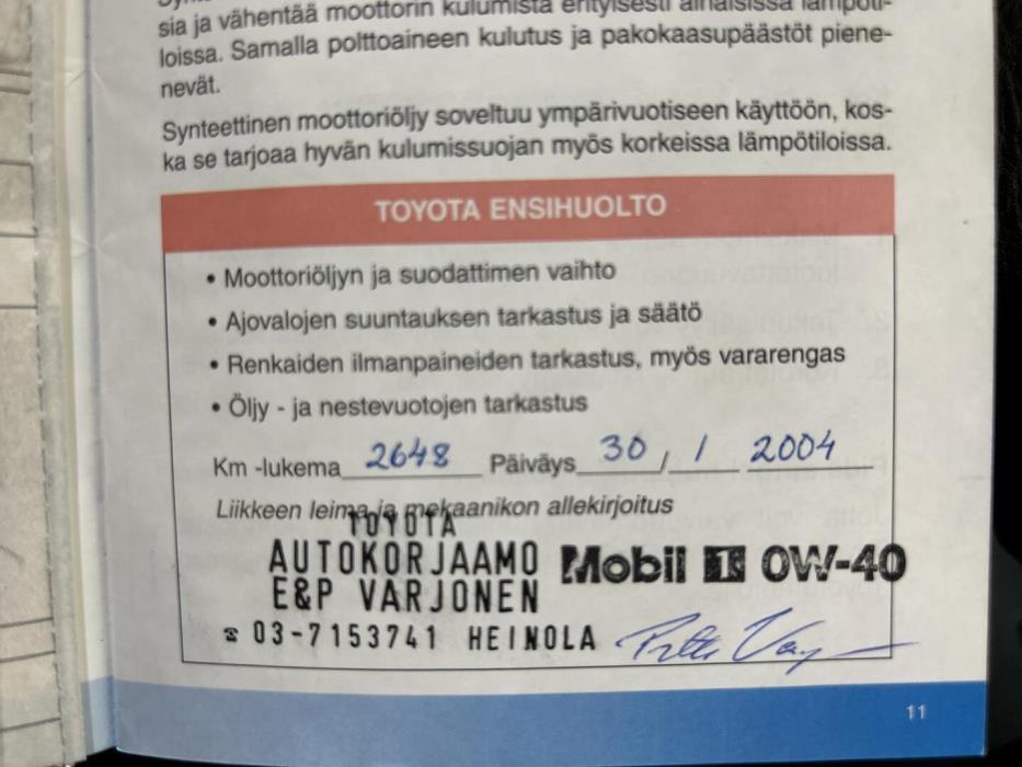 TOYOTA Hilux 2004