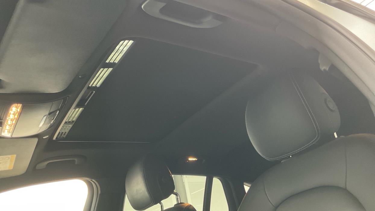 MERCEDES-BENZ EQC 2022