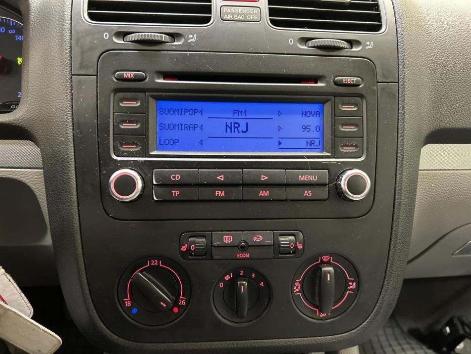 VOLKSWAGEN Jetta 2005